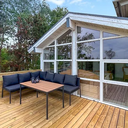 Amazing In With House A Panoramic View