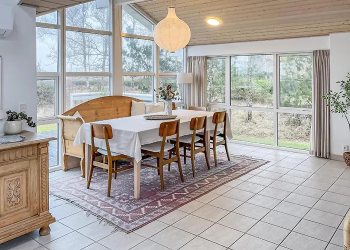Amazing In With House A Panoramic View Holiday home *